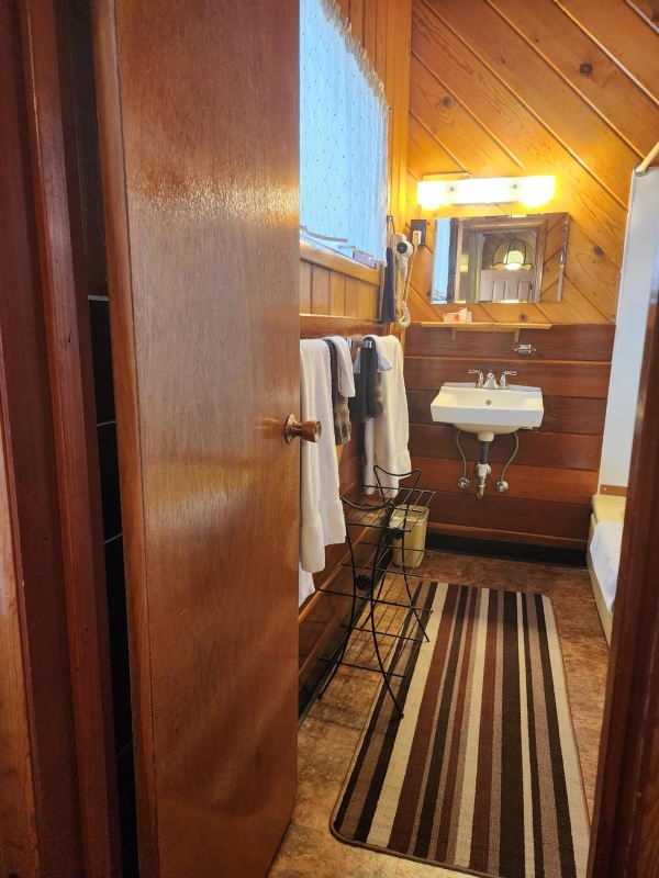 Toiyabe Motel image 3